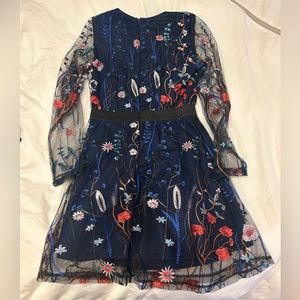 Floral navy boutique dress size M